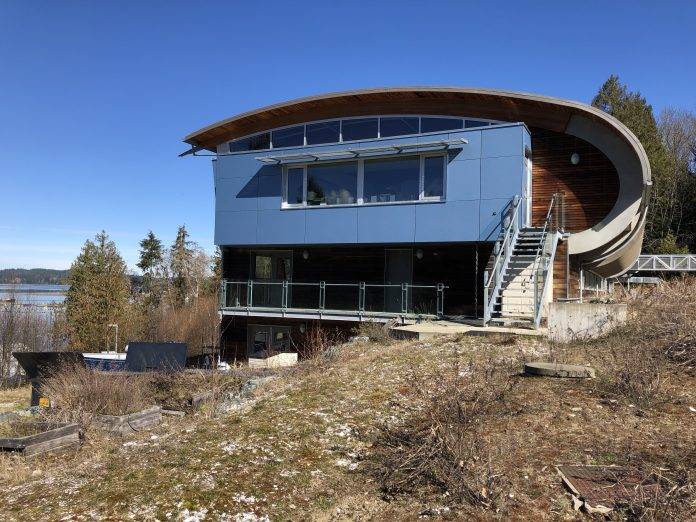 Exterior of the Deep Bay Marine Field Station