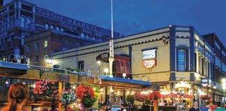 photo of busy restaurant in downtown Victoria, B.C.
