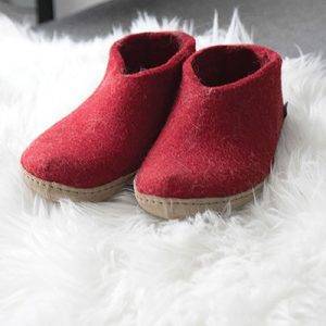 Douglas Magazine Gift Guide - Dec/Jan 2022 2023