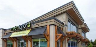 Douglas Weekly - April 8