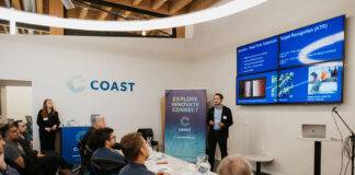Andrew Polanyi, founder of Ocean AID, presents his innovation at COAST Pitchfest, held October 16 in Victoria. Photo: Megan Wilson/COAST