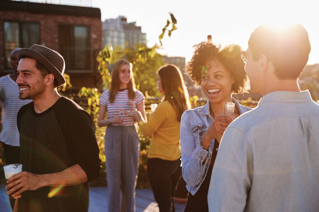 Team-building retreat benefits explained