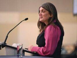 VIEA President Julie Sperber speaks at the annual Economic Summit. Photo: Dirk Heydemann.