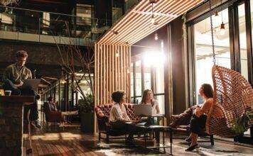 Meeting Trends Modern meeting with collaborative atmosphere