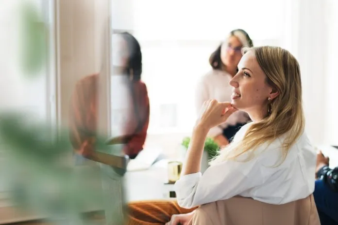 Group discussion and a leader who is listening